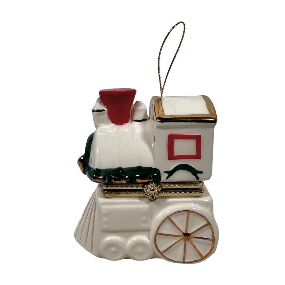 VINTAGE “We Wish You A Merry Christmas” Music Box Porcelain Train Ornament